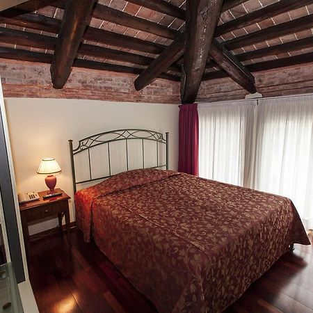 Residence Bertolini Padova Pokoj fotografie