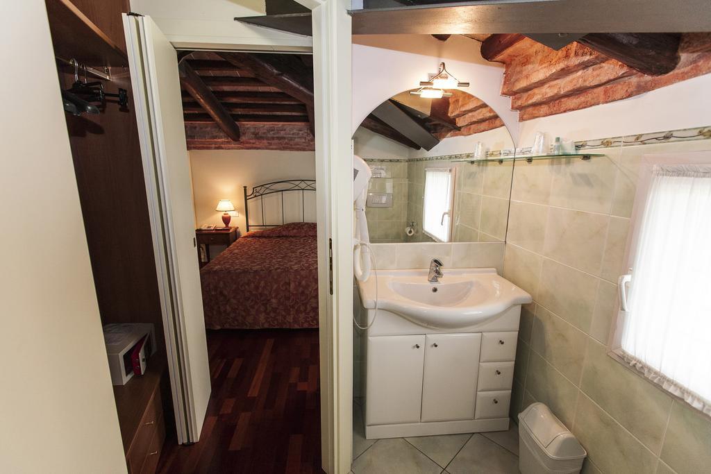 Residence Bertolini Padova Pokoj fotografie
